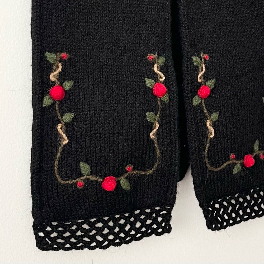 Neckworks Women's Alpaca Blend Knit Scarf Rose Embroidery Crochet Trim Peru